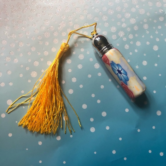 Happiness Essential Oil Blend - Picture 7 of 15